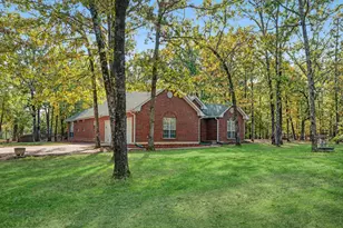 700 Hidden Lake Dr, Powderly, TX 75473 - Photo 16