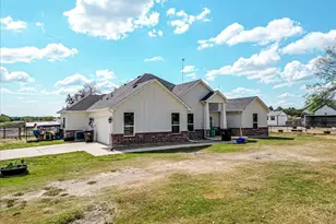 3327 Co Rd 2182, Greenville, TX 75402 - Photo 4