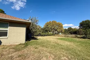 2001 Wood Trail, Azle, TX 76020 - Photo 10