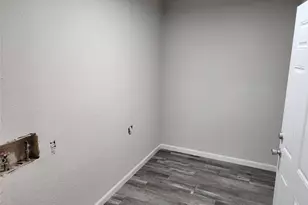 1104 Cottonwood Valley Rd, Wilmer, TX 75172 - Photo 6