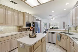 113 Green Oaks Ct, Hudson Oaks, TX 76087 - Photo 24