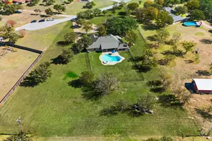 113 Green Oaks Ct, Hudson Oaks, TX 76087 - Photo 40