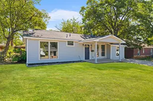 326 Brownlee, Dallas, TX 75224 - Photo 2