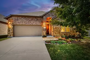 2706 Point Vista Dr, Lewisville, TX 75067 - Photo 2