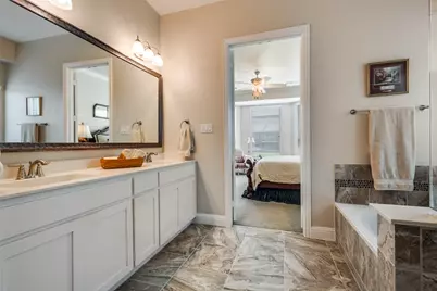 2706 Point Vista Drive, Lewisville, TX 75067 - Photo 24