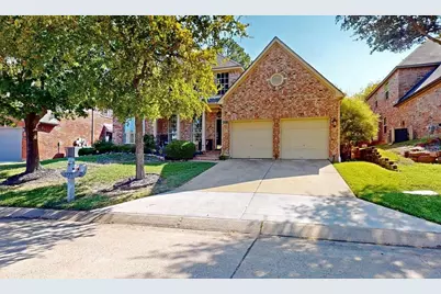 2725 Green Oak Court, Highland Village, TX 75077 - Photo 2