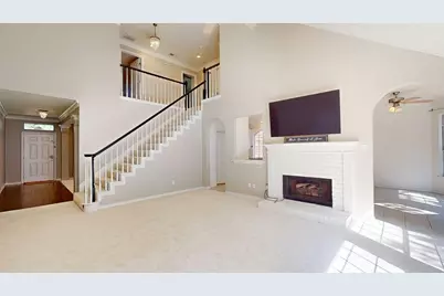 2725 Green Oak Court, Highland Village, TX 75077 - Photo 4