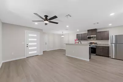 1105 N 11th Street, Waco, TX 76707 - Photo 6