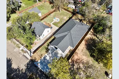 1105 N 11th Street, Waco, TX 76707 - Photo 4