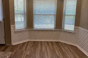 2510 Cedarcrest Ct, Granbury, TX 76048 - Photo 10