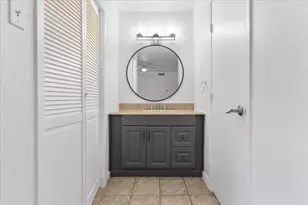 5720 Meadow Wood Ln, Fort Worth, TX 76112 - Photo 22