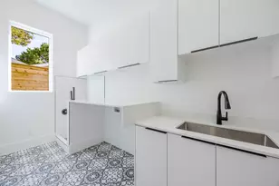 3542 Regent Dr, Dallas, TX 75229 - Photo 32