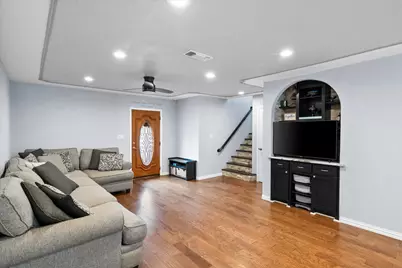 419 Sky Harbour Court, Granbury, TX 76049 - Photo 6