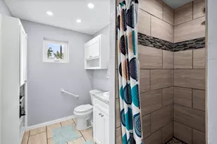 419 Sky Harbour Ct, Granbury, TX 76049 - Photo 32