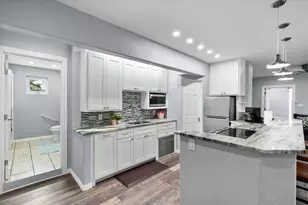 419 Sky Harbour Ct, Granbury, TX 76049 - Photo 30