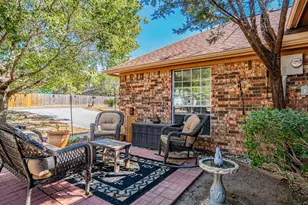 3903 Frisco Cir, Granbury, TX 76048 - Photo 4