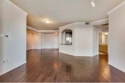 330 Las Colinas Boulevard E #924, Irving, TX 75039 - Photo 4
