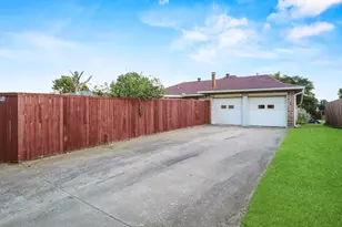 1117 Colmar Dr, Plano, TX 75023 - Photo 30