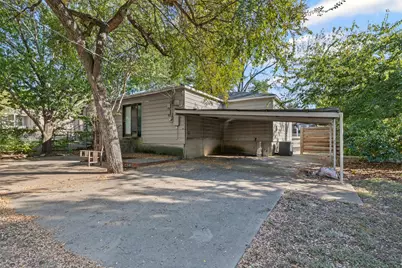 2117 W Lotus Avenue, Fort Worth, TX 76111 - Photo 30