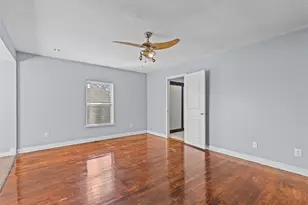 2117 W Lotus Ave, Fort Worth, TX 76111 - Photo 8