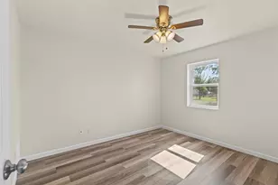 610 McVoid Rd, Springtown, TX 76082 - Photo 20