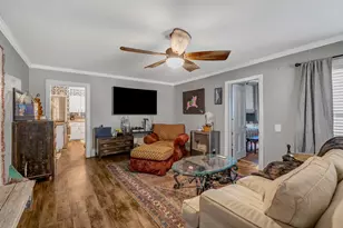 209 S Britton St, Tom Bean, TX 75489 - Photo 8