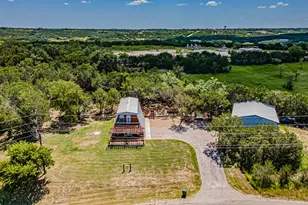 1011 Pawnee Trail, Granbury, TX 76048 - Photo 24