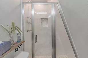 1011 Pawnee Trail, Granbury, TX 76048 - Photo 20