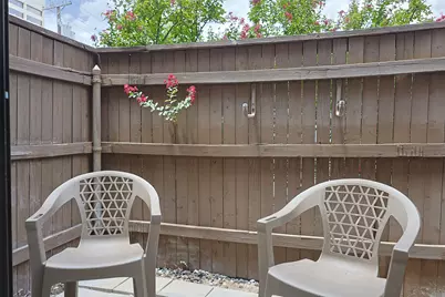 5757 E University Boulevard #22F, Dallas, TX 75206 - Photo 14