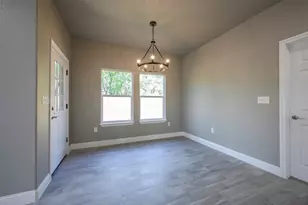 411 Hamilton Rd, Mineral Wells, TX 76067 - Photo 6