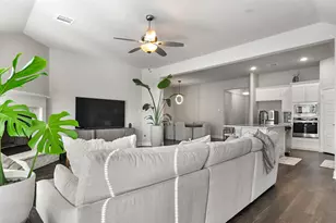 424 Molly Ln, Keene, TX 76059 - Photo 10