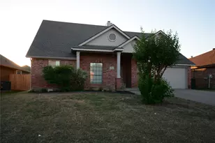 3004 Glenwood Ct, Aubrey, TX 76227 - Photo 2