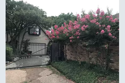 5715 Trail Lake Drive, Arlington, TX 76016 - Photo 2