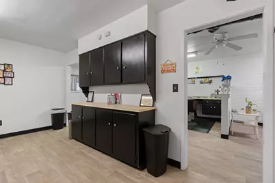 112 Barnard Street, Glen Rose, TX 76043 - Photo 14