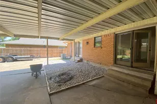 1806 Robin Ln, Garland, TX 75042 - Photo 26