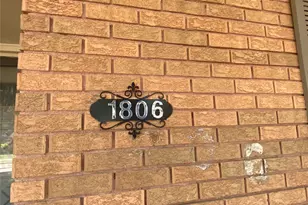 1806 Robin Ln, Garland, TX 75042 - Photo 6