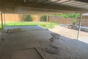 1806 Robin Ln, Garland, TX 75042 - Photo 18