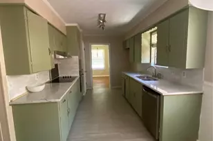 1806 Robin Ln, Garland, TX 75042 - Photo 10