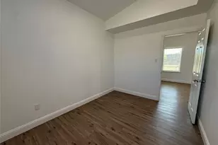 160 Summit Dr, Springtown, TX 76082 - Photo 12