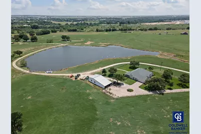 1221 Park, Cleburne, TX 76033 - Photo 24