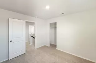 501 Sycamore Cove, Granbury, TX 76048 - Photo 34