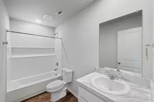 501 Sycamore Cove, Granbury, TX 76048 - Photo 14