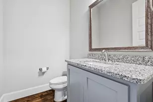 801 Surrey Ln, Flower Mound, TX 75022 - Photo 18