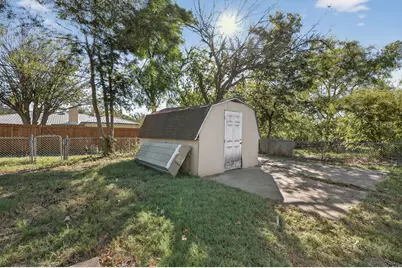 2107 SE 24th Avenue, Mineral Wells, TX 76067 - Photo 30