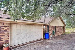 605 Killough Rd, Granbury, TX 76049 - Photo 10