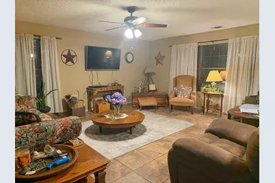 605 Killough Road, Granbury, TX 76049 - Photo 4