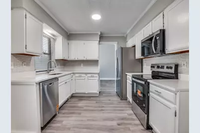 4621 Pendleton Court, Grand Prairie, TX 75052 - Photo 8