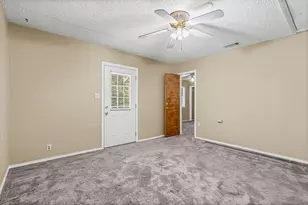 2812 Sky Harbour Dr, Granbury, TX 76049 - Photo 28