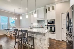 112 Steves Way, Waxahachie, TX 75165 - Photo 6