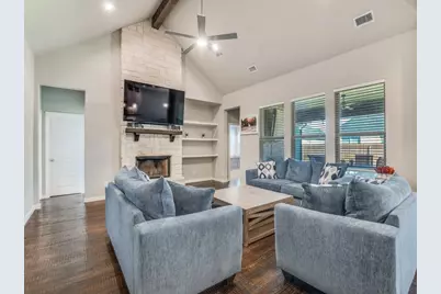 112 Steves Way, Waxahachie, TX 75165 - Photo 4